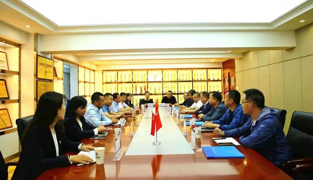 漢中市洋縣政府來甘肅四建進(jìn)行考察